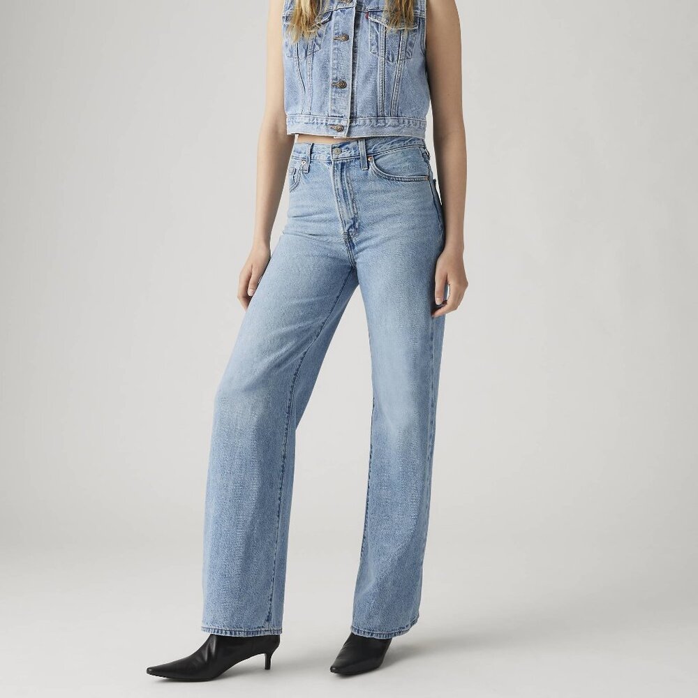 Levis Ribcage Wide Leg Jeans 32” Inseam